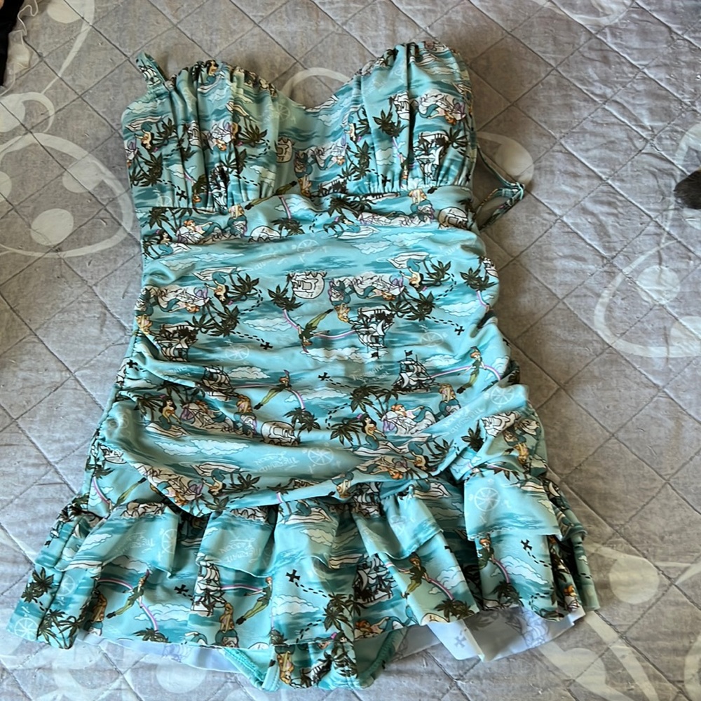 Hot Topic Peter Pan Retro One Piece Swimsuit Size Small